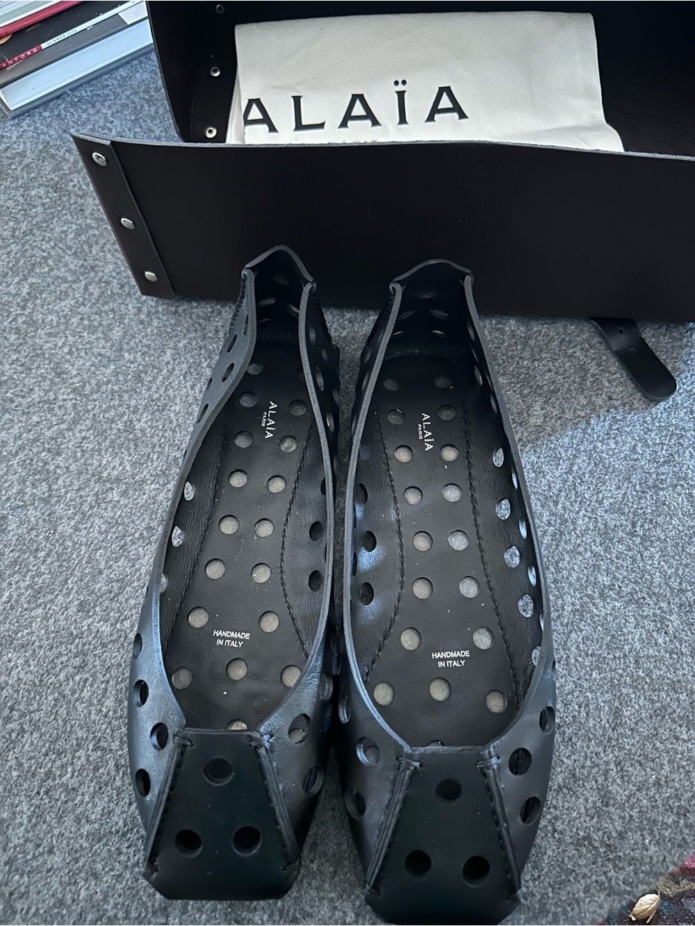 Alaïa Black Perforated Leather Pointed-Toe Flats - Picture 3 of 8